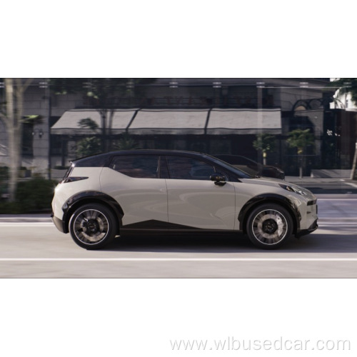Zeekr New Luxury SUV Zeeker X cream color